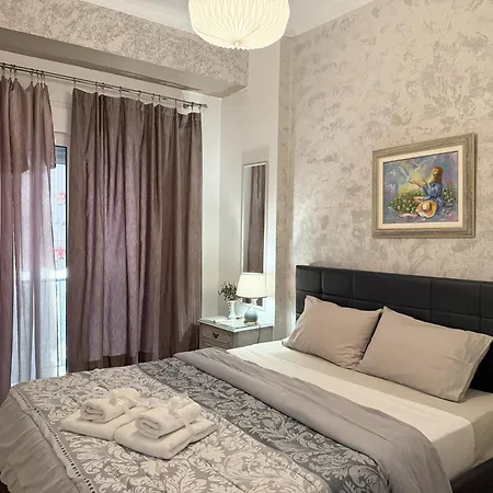 2 Bedrooms Apartment Center Of Athens 4 Min Subway Exterior photo