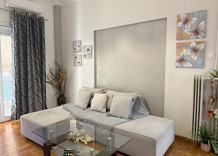 2 Bedrooms Apartment Center Of Athens 4 Min Subway